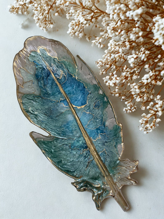 Hand - Painted Resin Feather Dish / Gold Trimmed