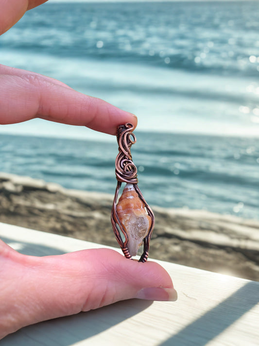 Herkimer Diamond Shell Pendant