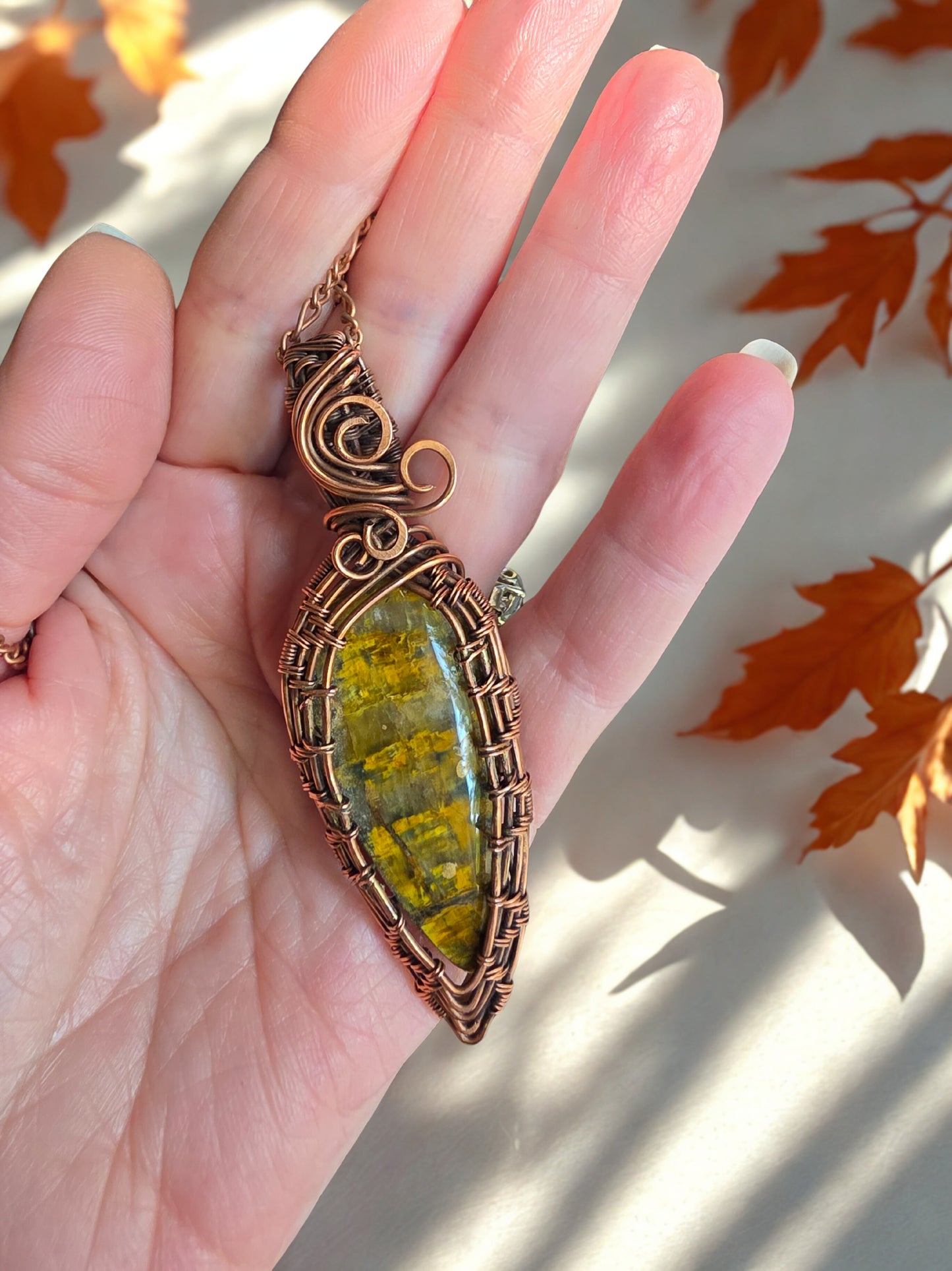 Nellite Wire woven pendant