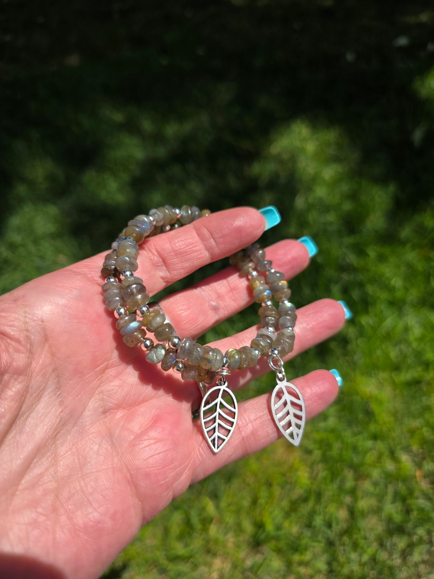 🍂 Labradorite Beaded Bar Necklace & Memory Wire Bracelet Set ✨