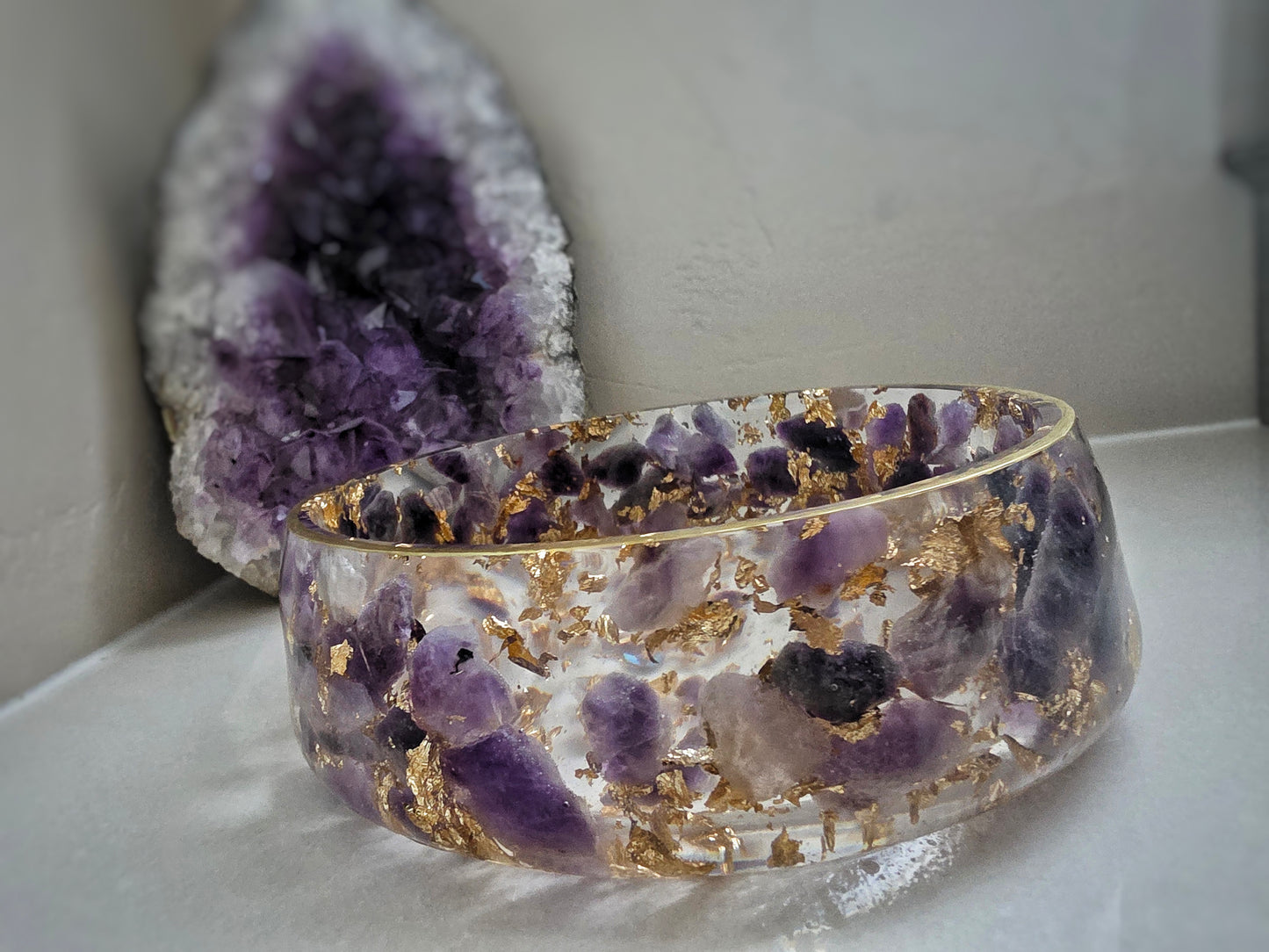 Amethyst Gemstone Resin Bowl – Handcrafted Spiritual Home Decor