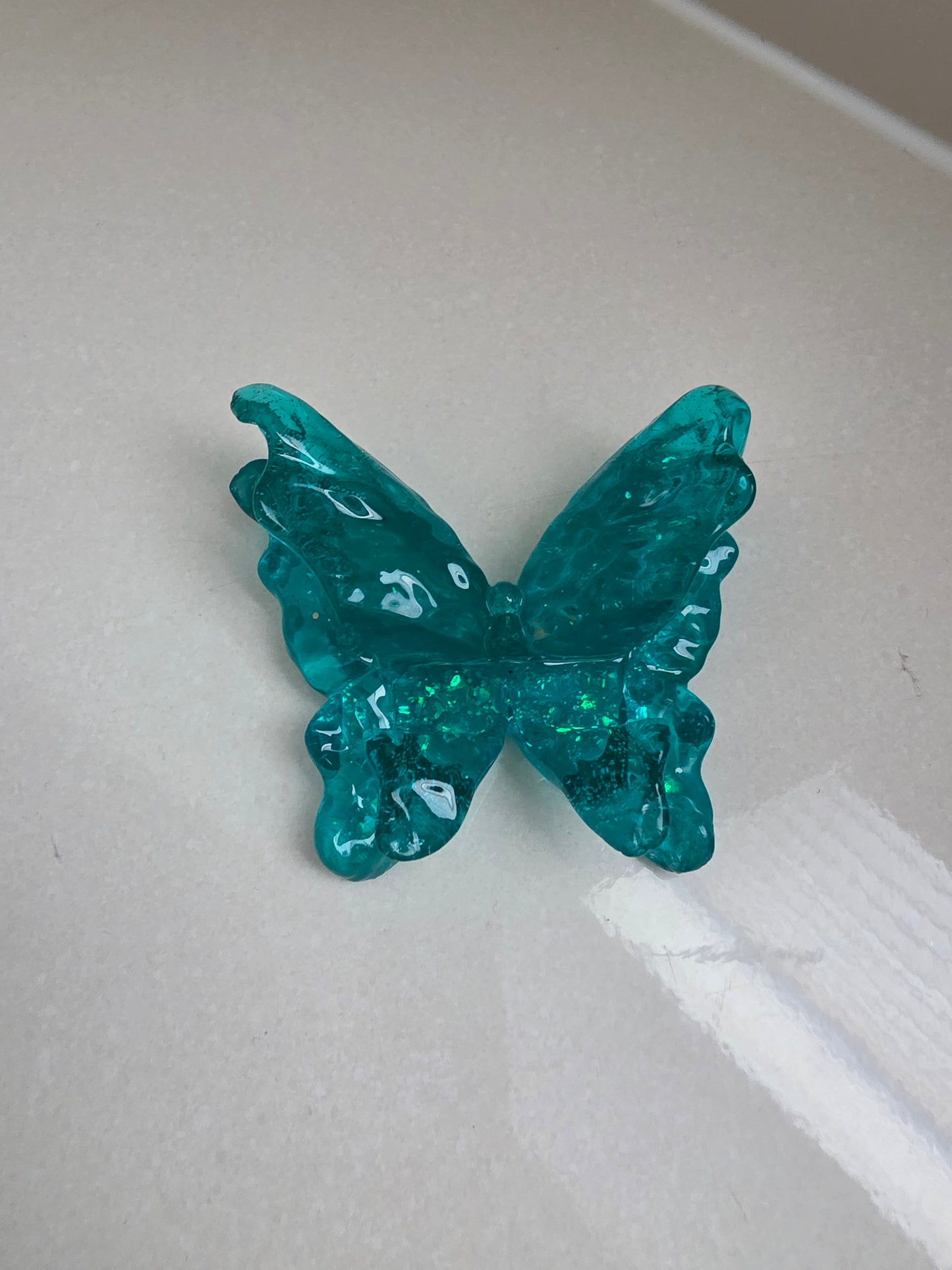 Butterfly resin phone holder / stand