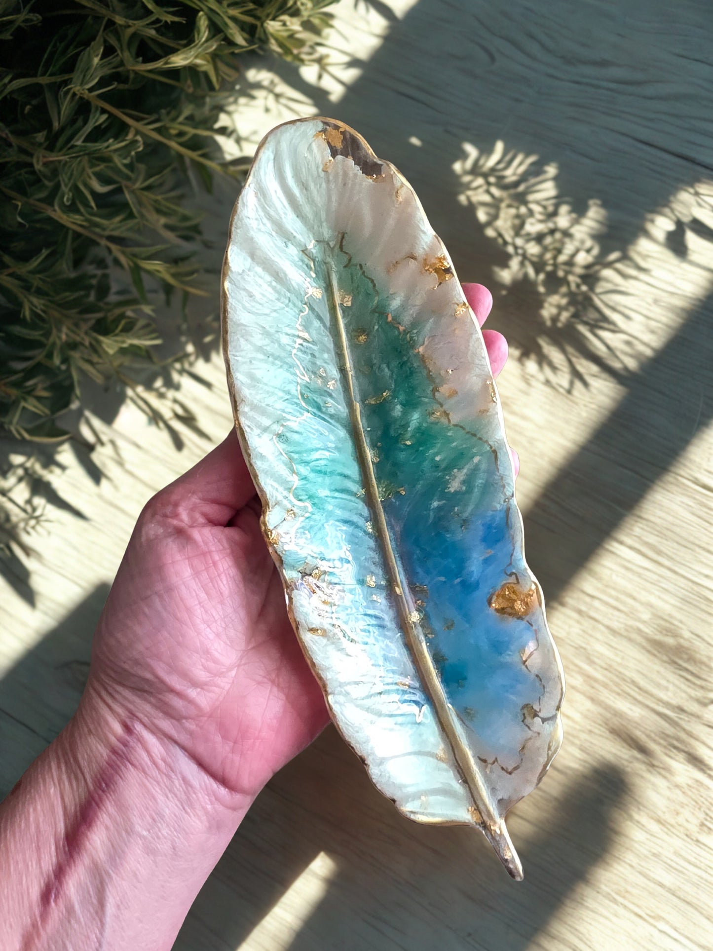 Hand -Painted Resin Feather Dish with Gold Trim